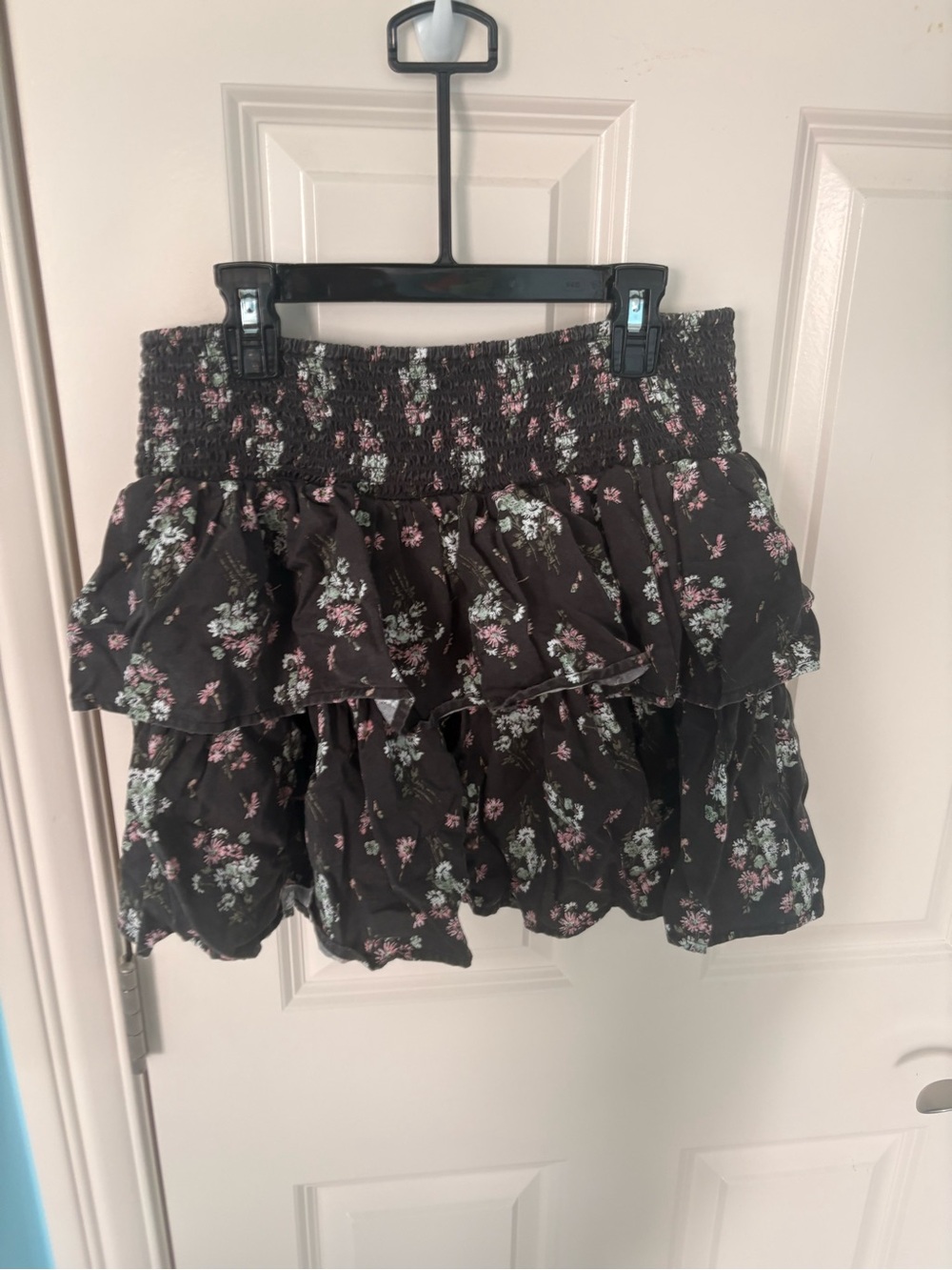 aerie Black Floral Ruffle Tiered Mini Skirt